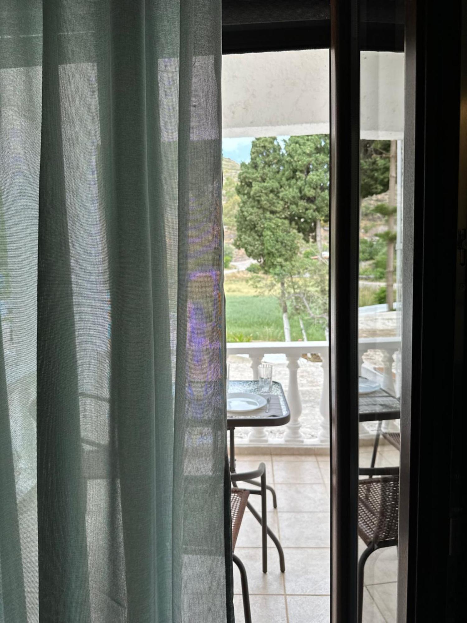 Giannis Apartment Pisses Екстериор снимка